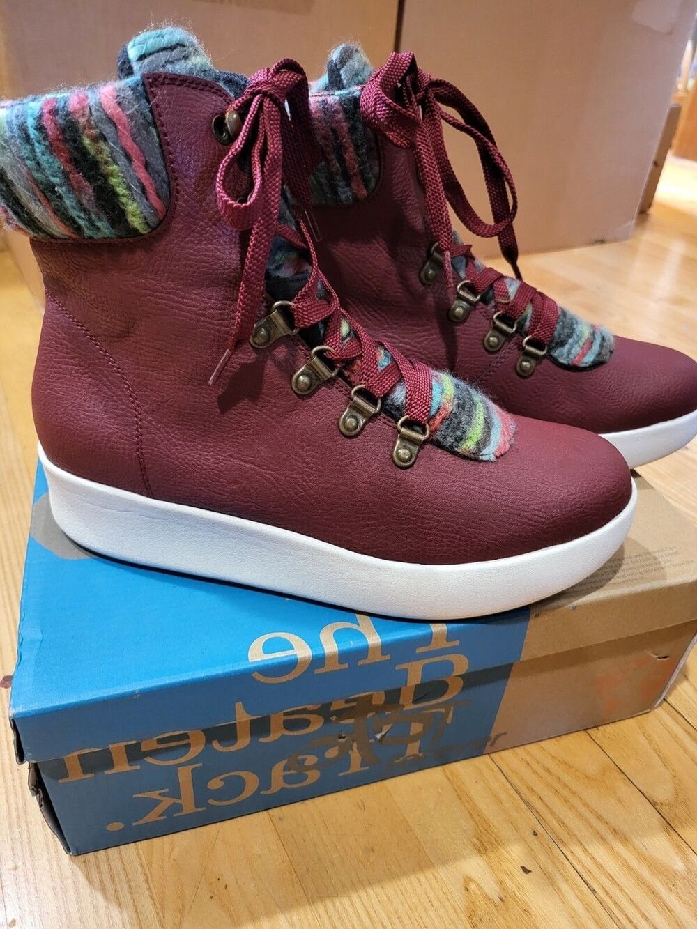 OTBT Women's Roam Platform Cold Weather Boots, Vegan Leather, Insulated, Size 8